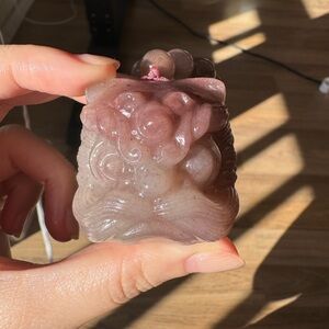 Natural Quartzite Jade Bangle 佘太翠 She Tai Cui